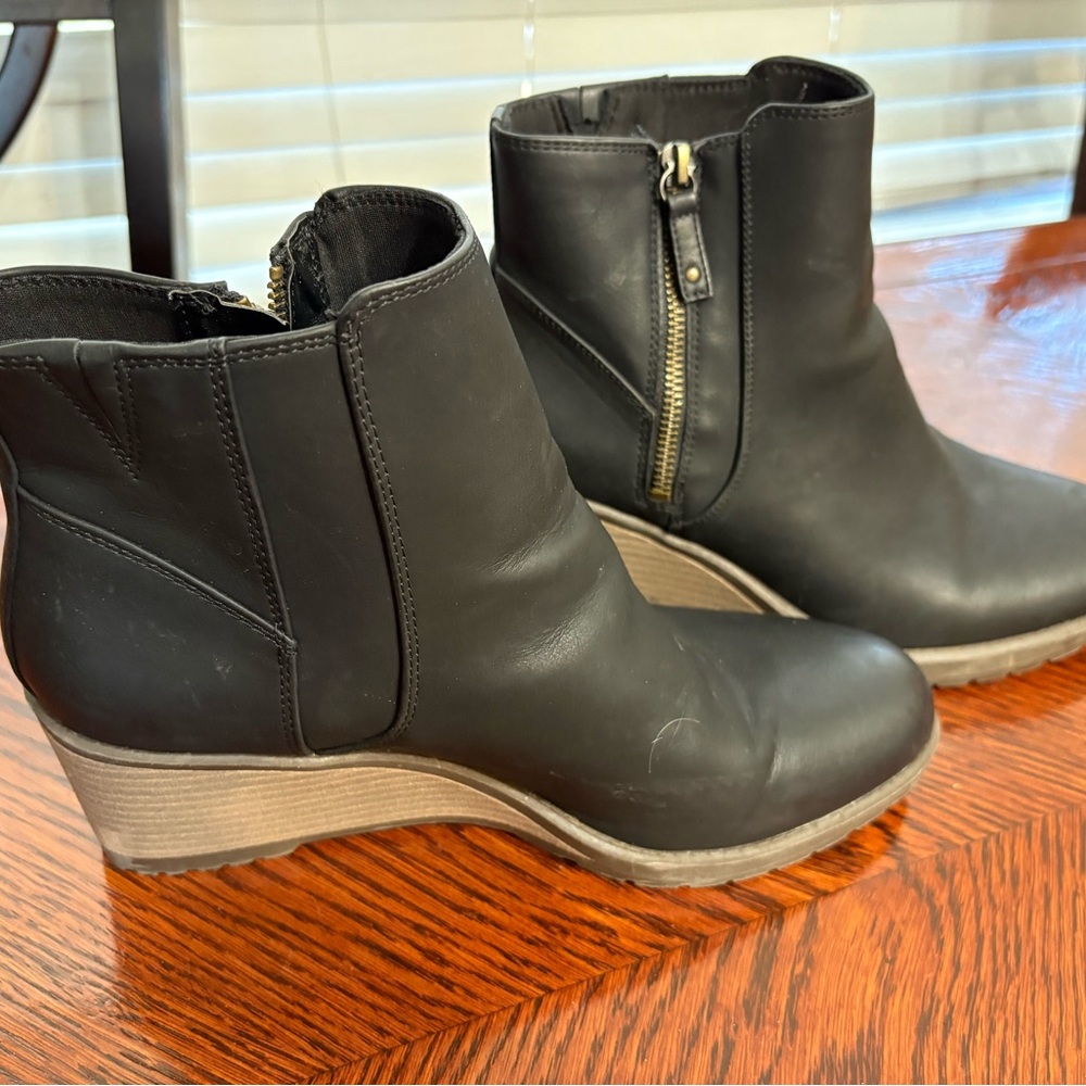 Dr. Scholl's Black Ankle Booties with Wedge